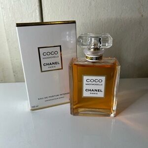CHANEL Coco Mademoiselle Eau de Parfum Intense